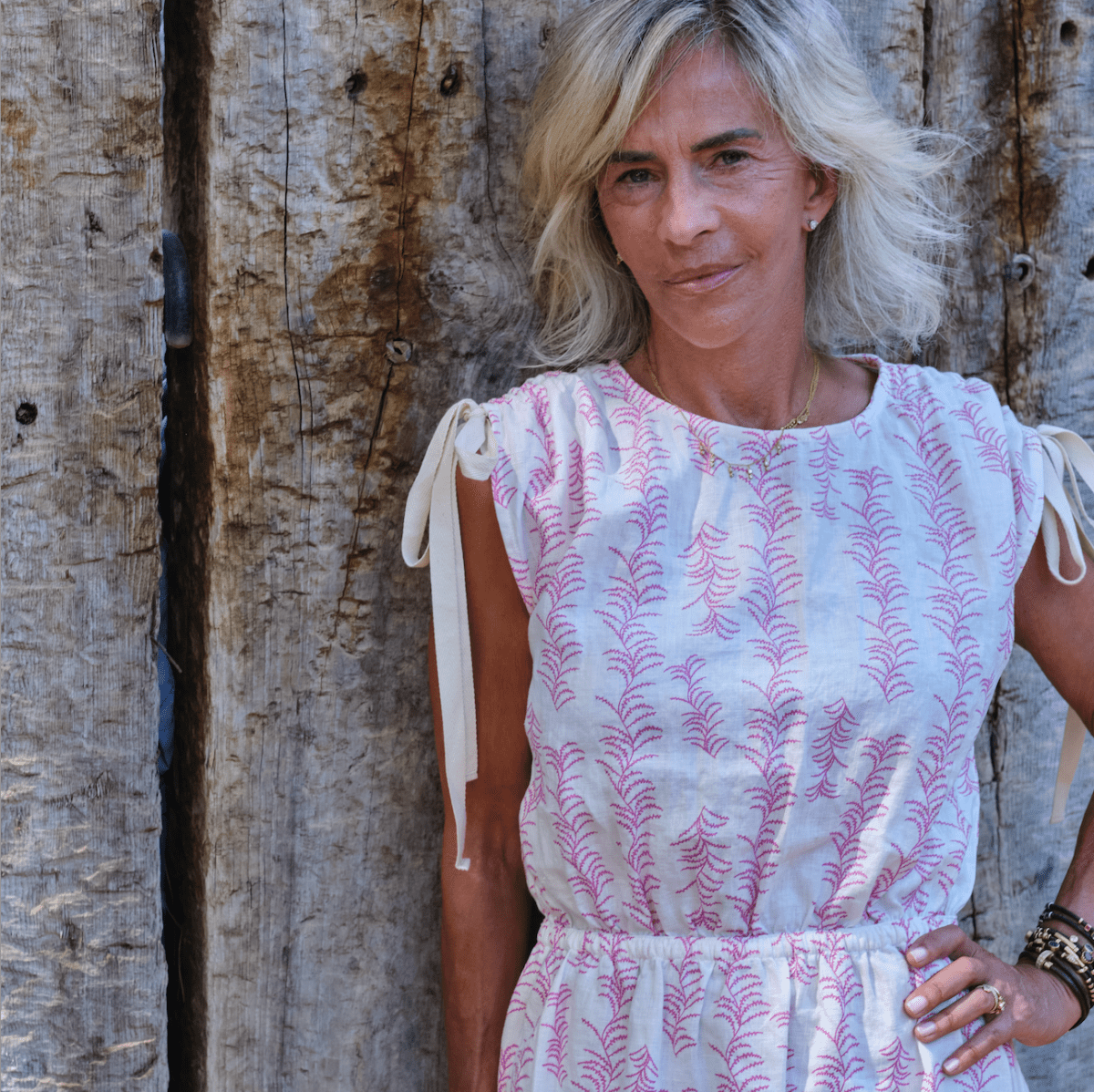 Silken Flowers Woman Dress - Suuky Porto