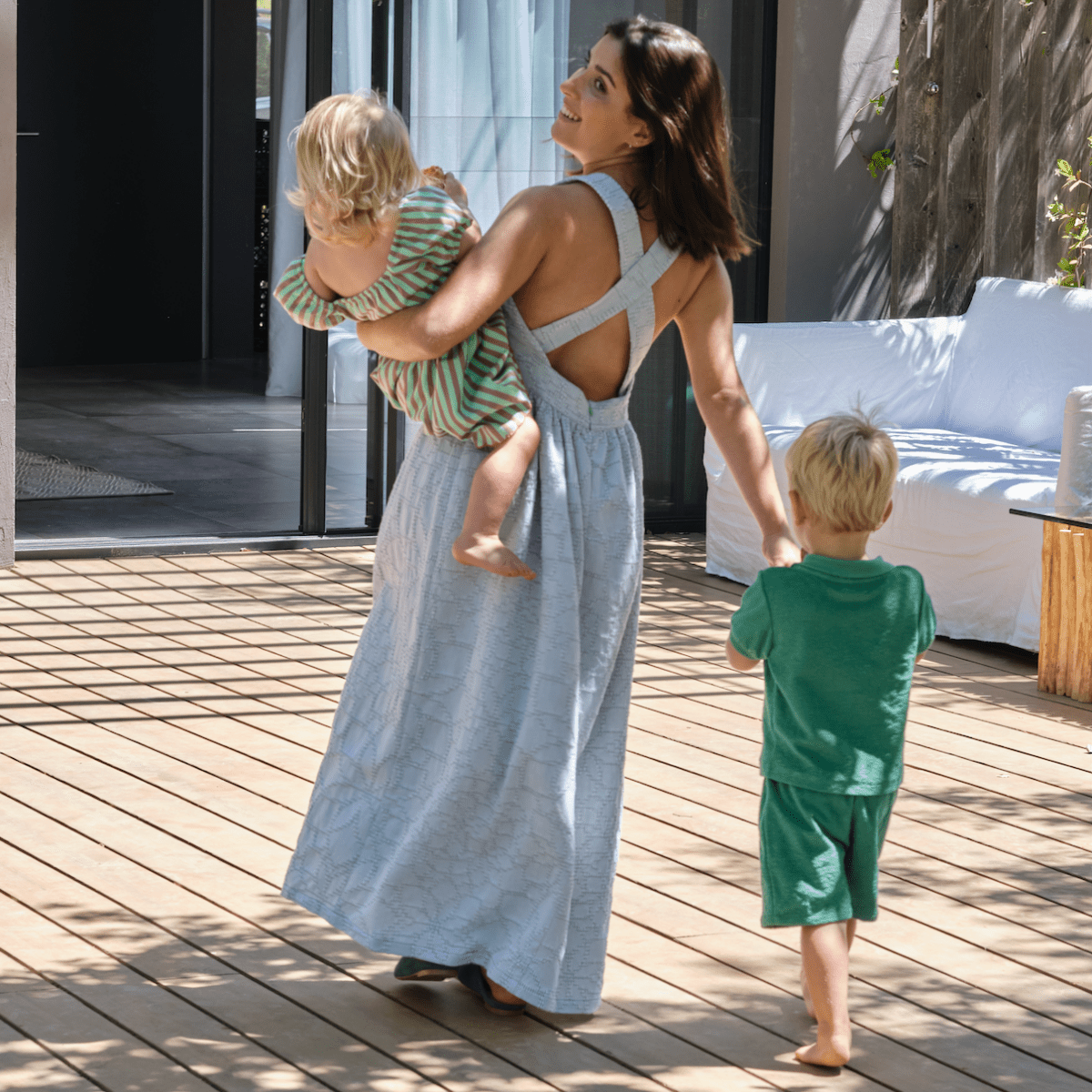 Textured Flower Woman Dress - Suuky Porto