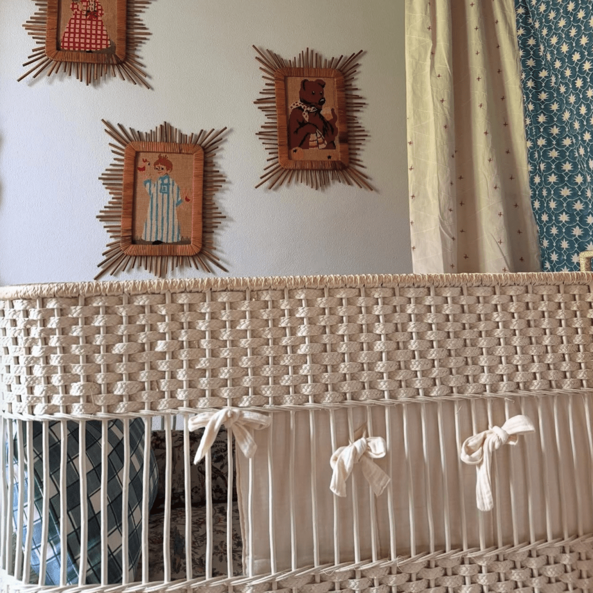 Vintage Cot - Suuky Porto