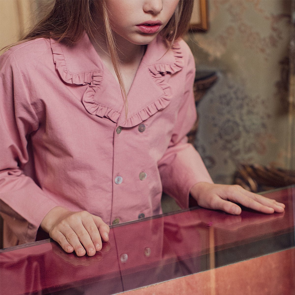 Deluxe Woven Rose Tan Collar Shirt - Tops Suuky Porto
