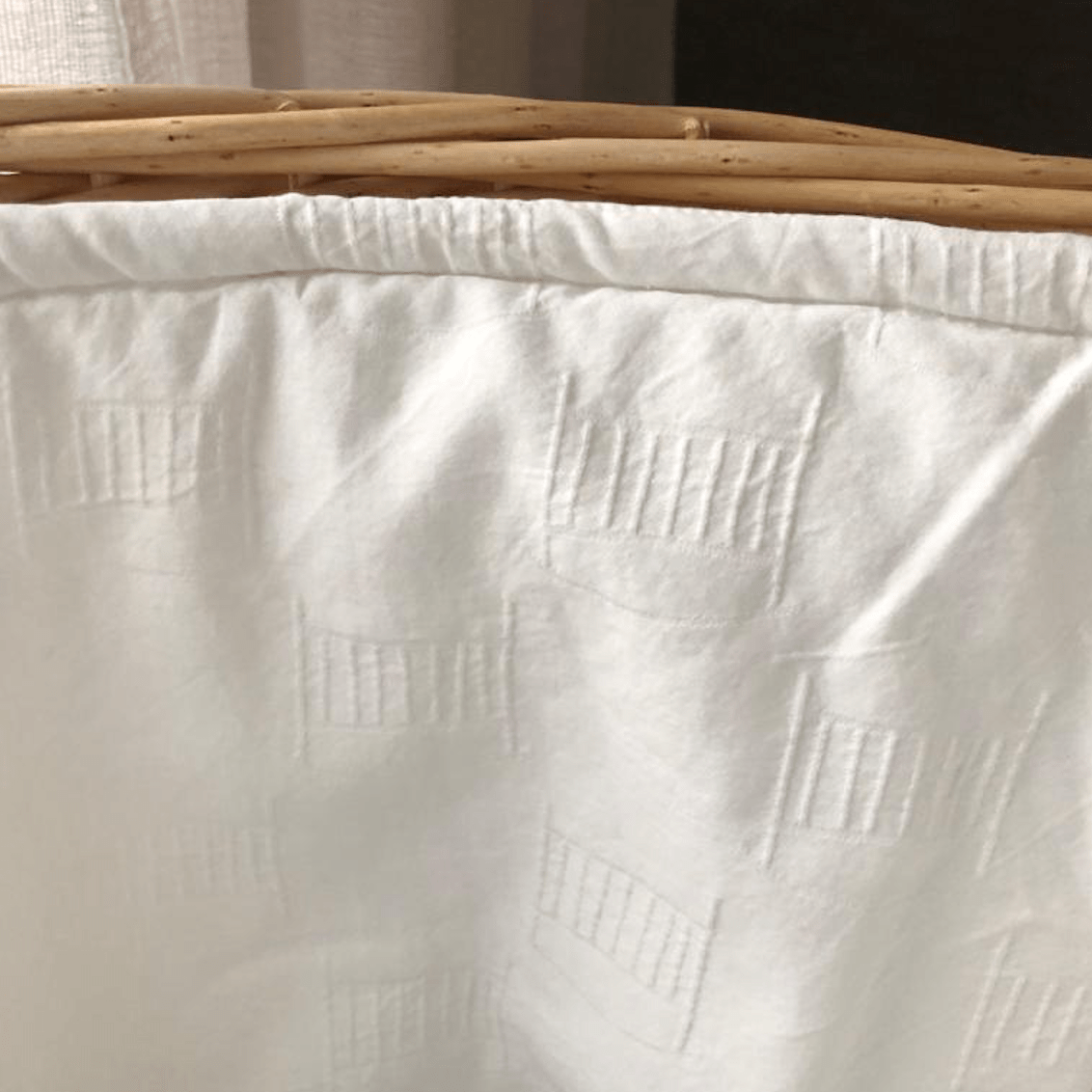 Icon Bumper for Vintage Crib - Suuky Porto