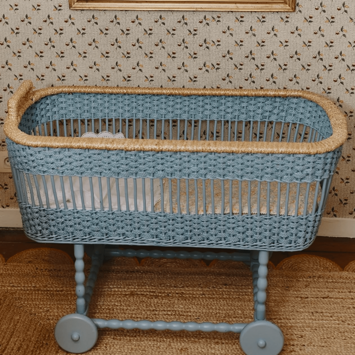 Vintage Crib - Suuky Porto