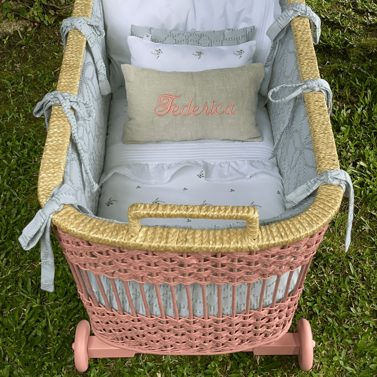 Vintage Crib - Suuky Porto